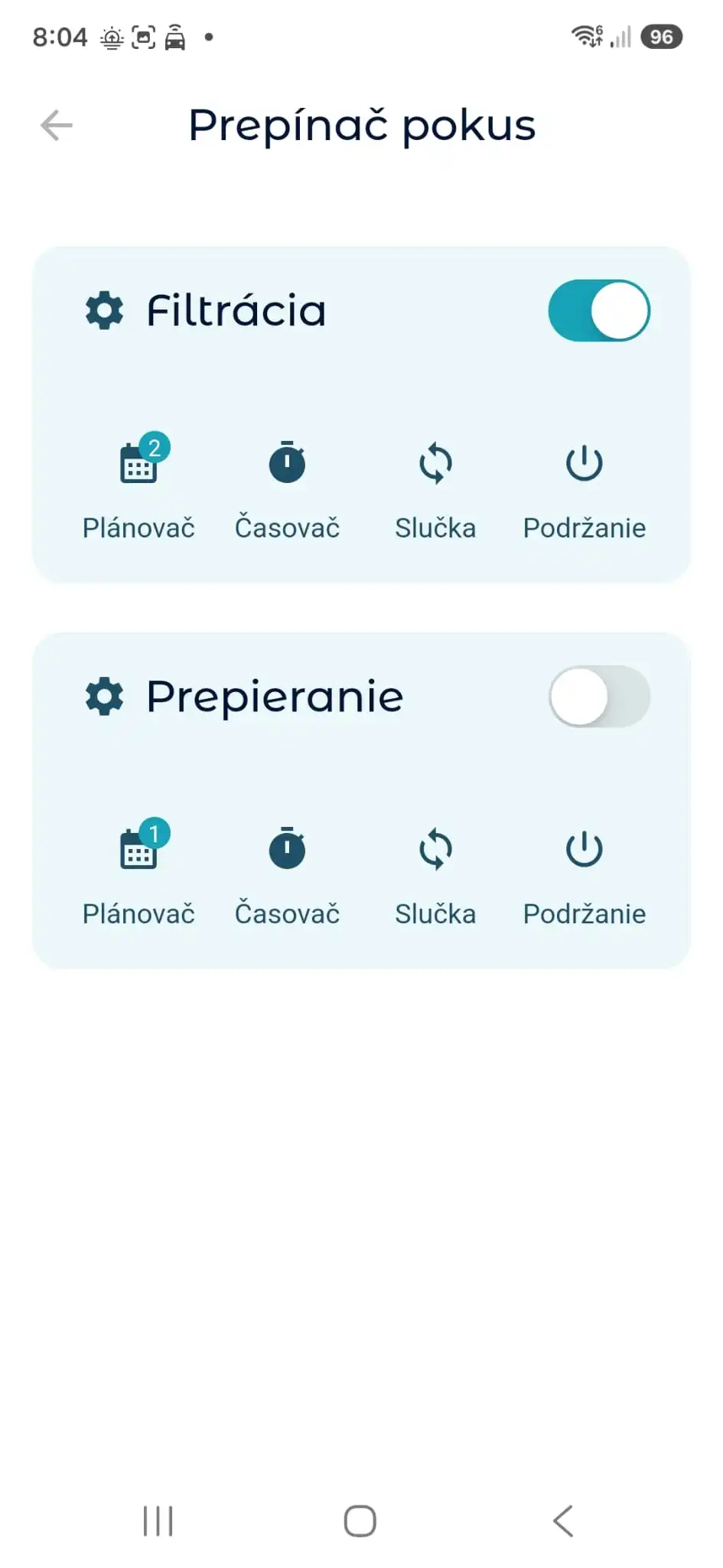 Hlavná obrazovka s výstupmi Filtrácia a Prepieranie